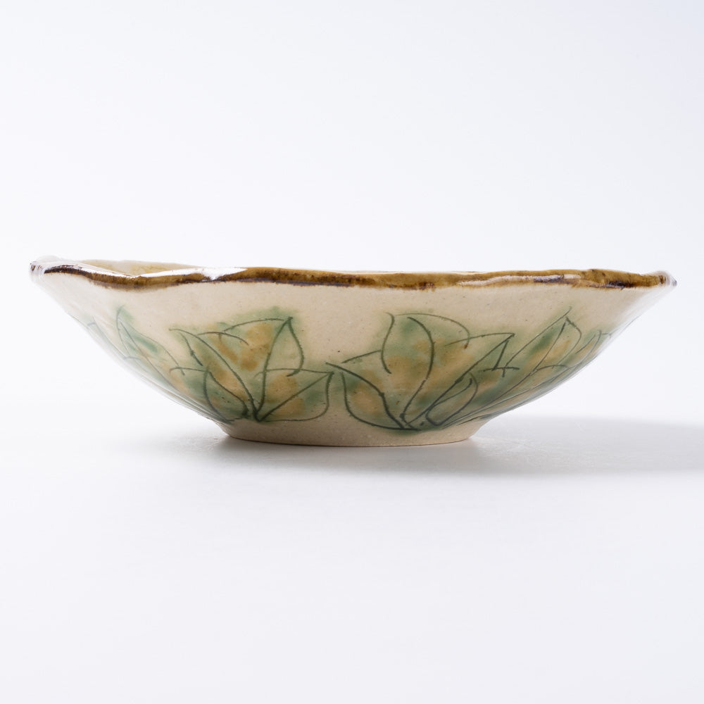 作家 加藤芳平 牡丹花 5寸浅鉢(黄) 作家 加藤芳平 陶磁器作家もの