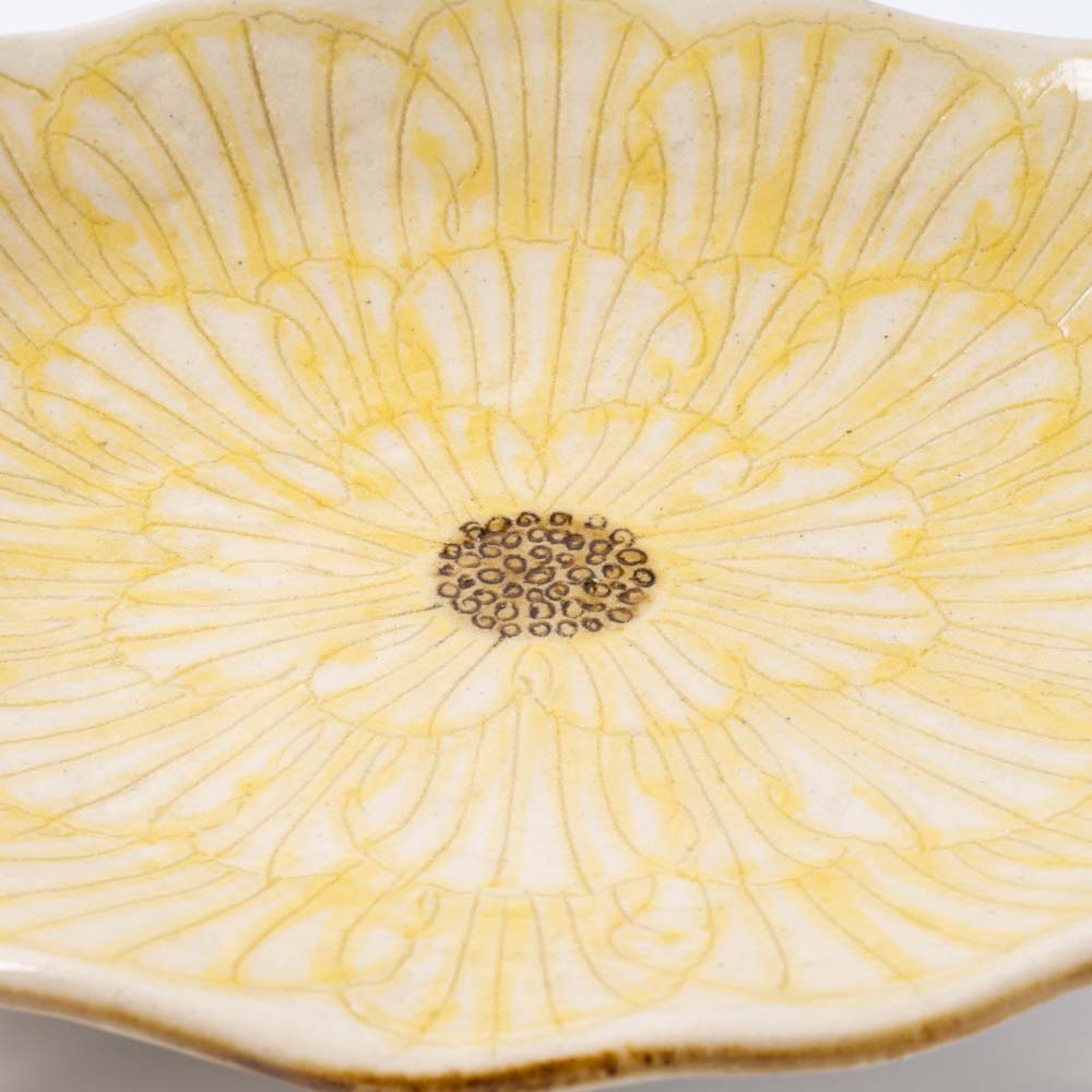 作家 加藤芳平 牡丹花 舟形皿(黄) 作家 加藤芳平 陶磁器作家もの