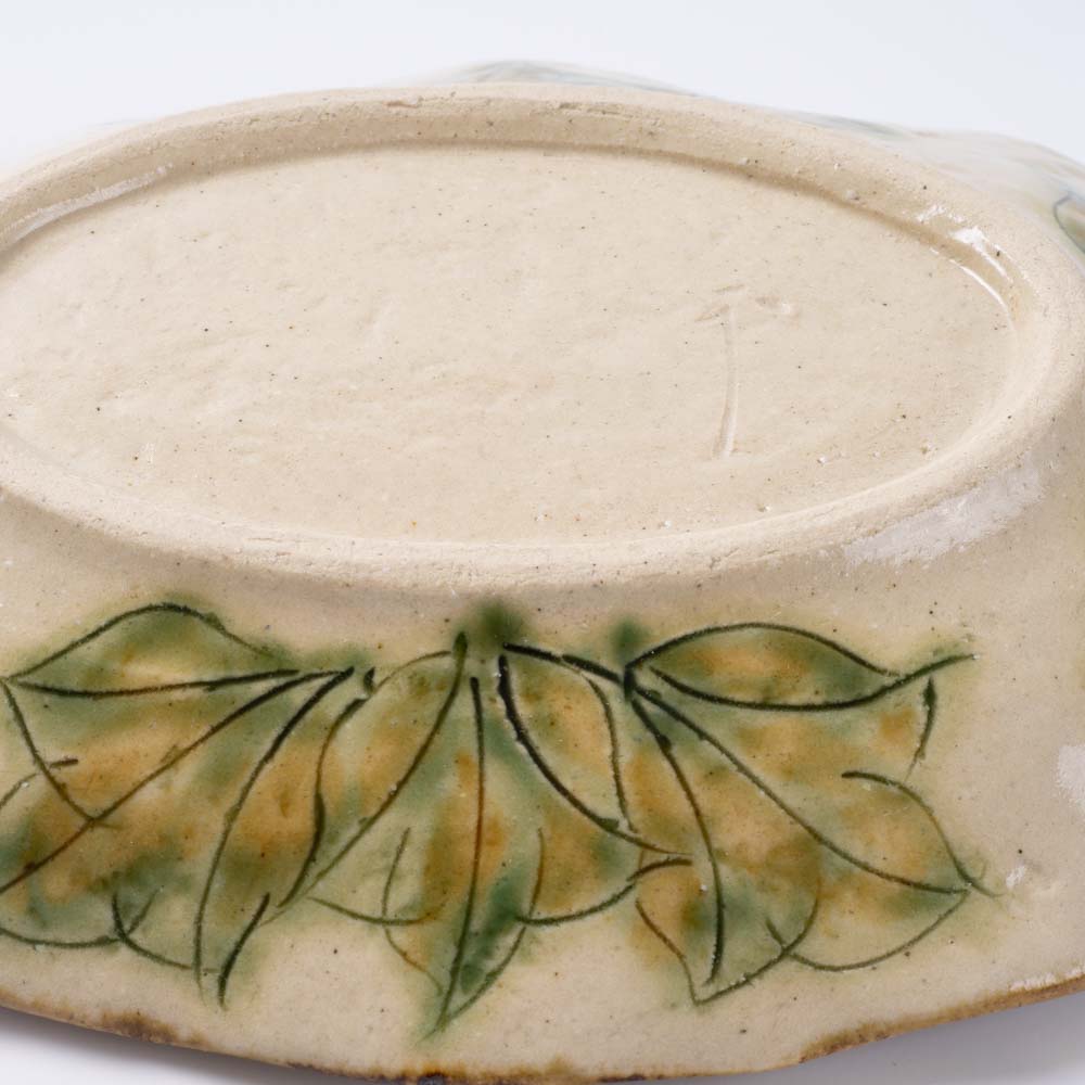 作家 加藤芳平 牡丹花 舟形皿(紫) 作家 加藤芳平 陶磁器作家もの