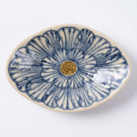 作家 加藤芳平 牡丹花 菱形小皿(青) 作家 加藤芳平 陶磁器作家もの