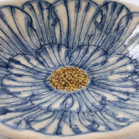 作家 加藤芳平 牡丹花 菱形小皿(青) 作家 加藤芳平 陶磁器作家もの