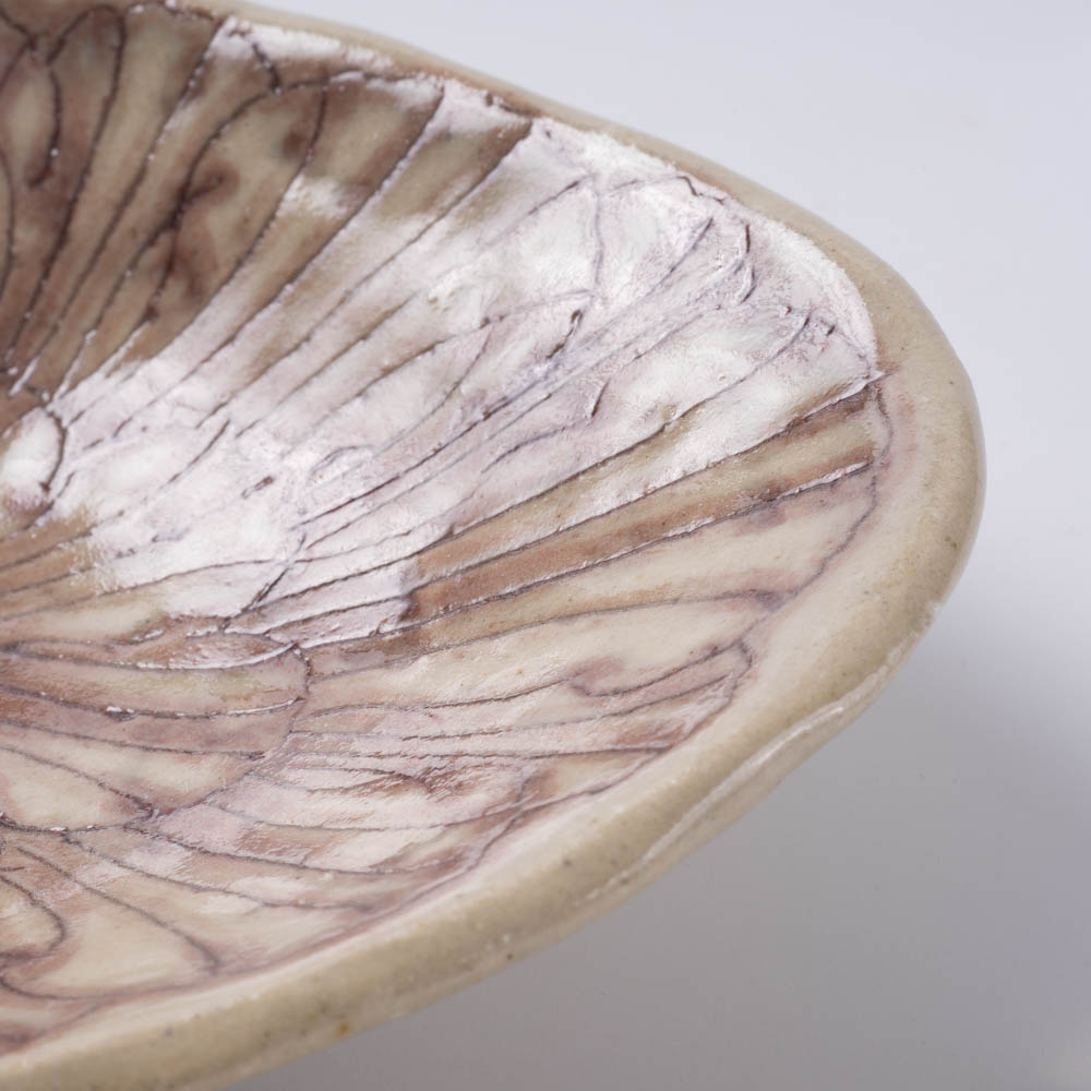 作家 加藤芳平 牡丹花 菱形小皿(紫) 作家 加藤芳平 陶磁器作家もの