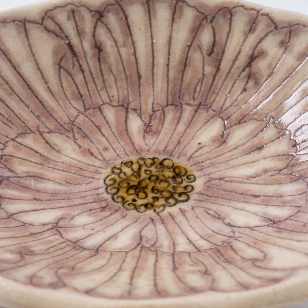 作家 加藤芳平 牡丹花 菱形小皿(紫) 作家 加藤芳平 陶磁器作家もの
