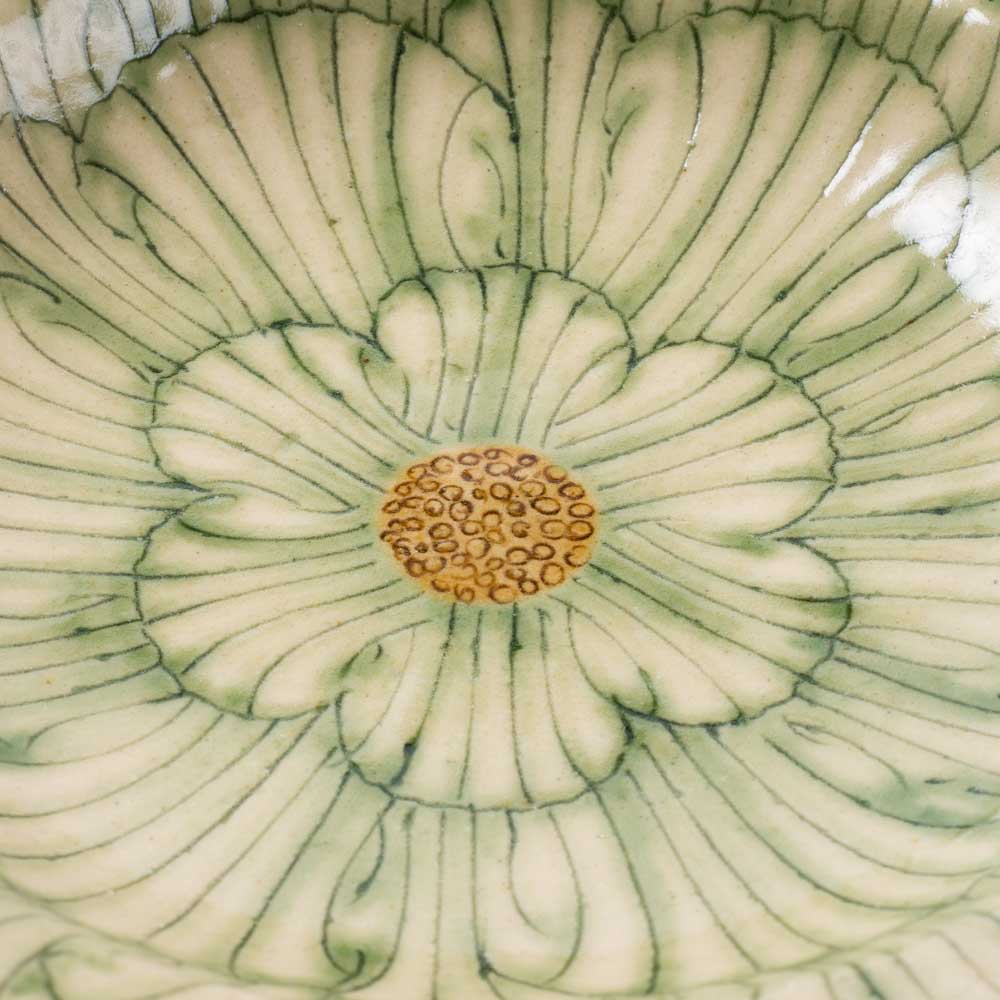 作家 加藤芳平 牡丹花 ゆらりリム深皿(緑) 作家 加藤芳平 陶磁器作家もの