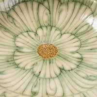 作家 加藤芳平 牡丹花 ゆらりリム深皿(緑) 作家 加藤芳平 陶磁器作家もの