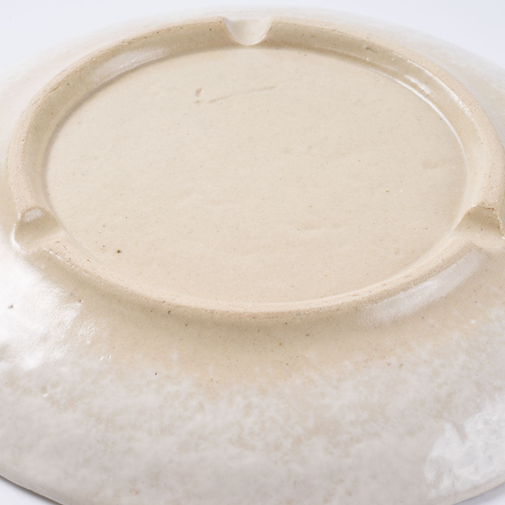 作家 加藤芳平 粉引地 舞牡丹 6.5寸 丸皿(青) 作家 加藤芳平 陶磁器作家もの