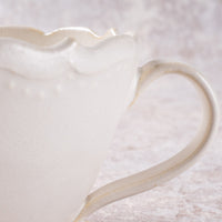 アトリエ野恵 ロココ丸マグカップ(ホワイト) アトリエ野恵 陶磁器作家もの