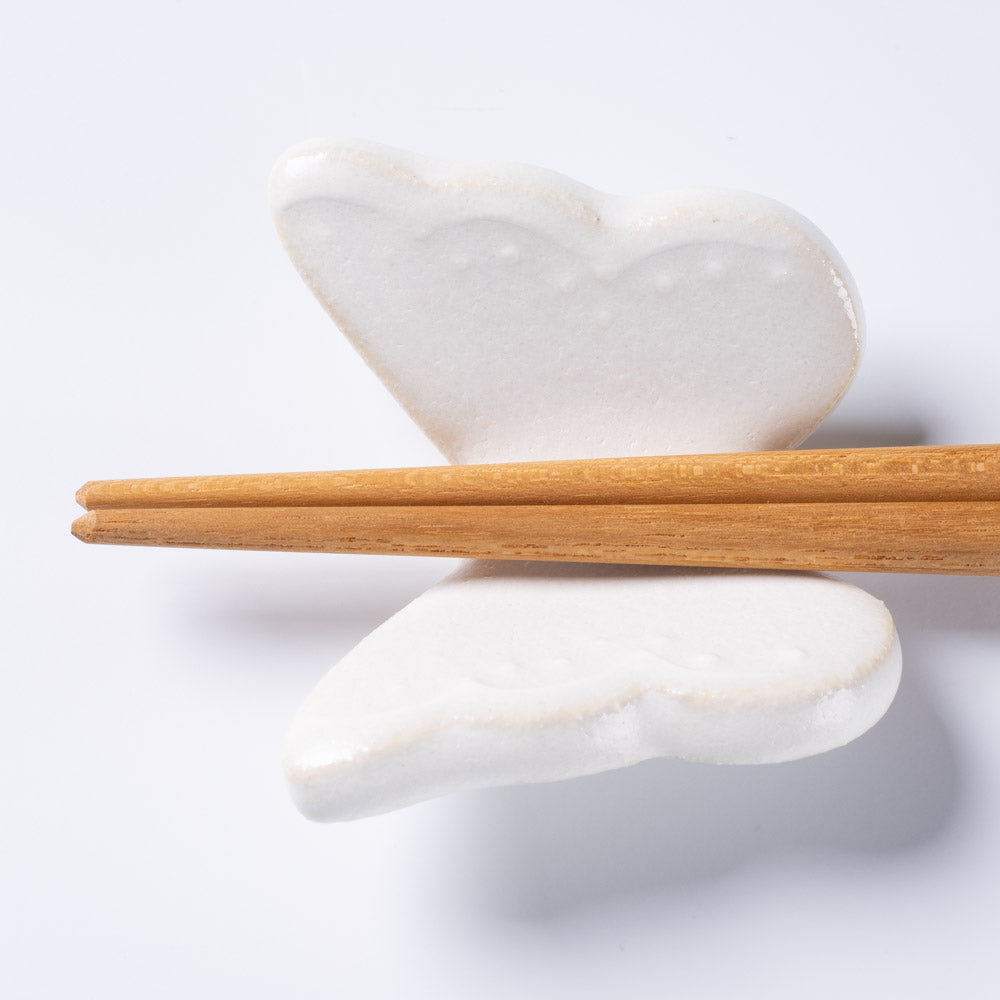 アトリエ野恵 ちょうちょ箸置き(ホワイト) アトリエ野恵 陶磁器作家もの