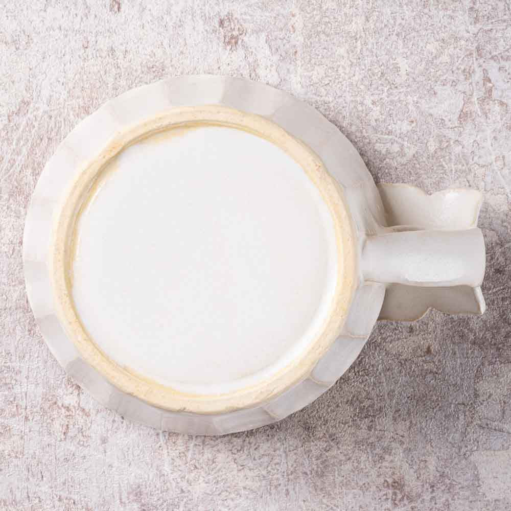 アトリエ野恵 蝶々しのぎマグカップ(ホワイト) アトリエ野恵 陶磁器作家もの