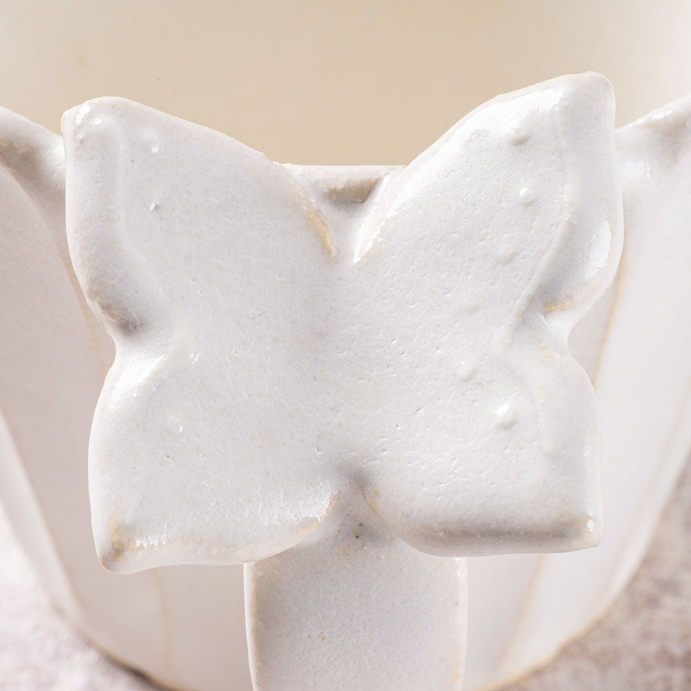 アトリエ野恵 蝶々しのぎマグカップ(ホワイト) アトリエ野恵 陶磁器作家もの