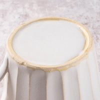 アトリエ野恵 蝶々しのぎマグカップ(ホワイト) アトリエ野恵 陶磁器作家もの