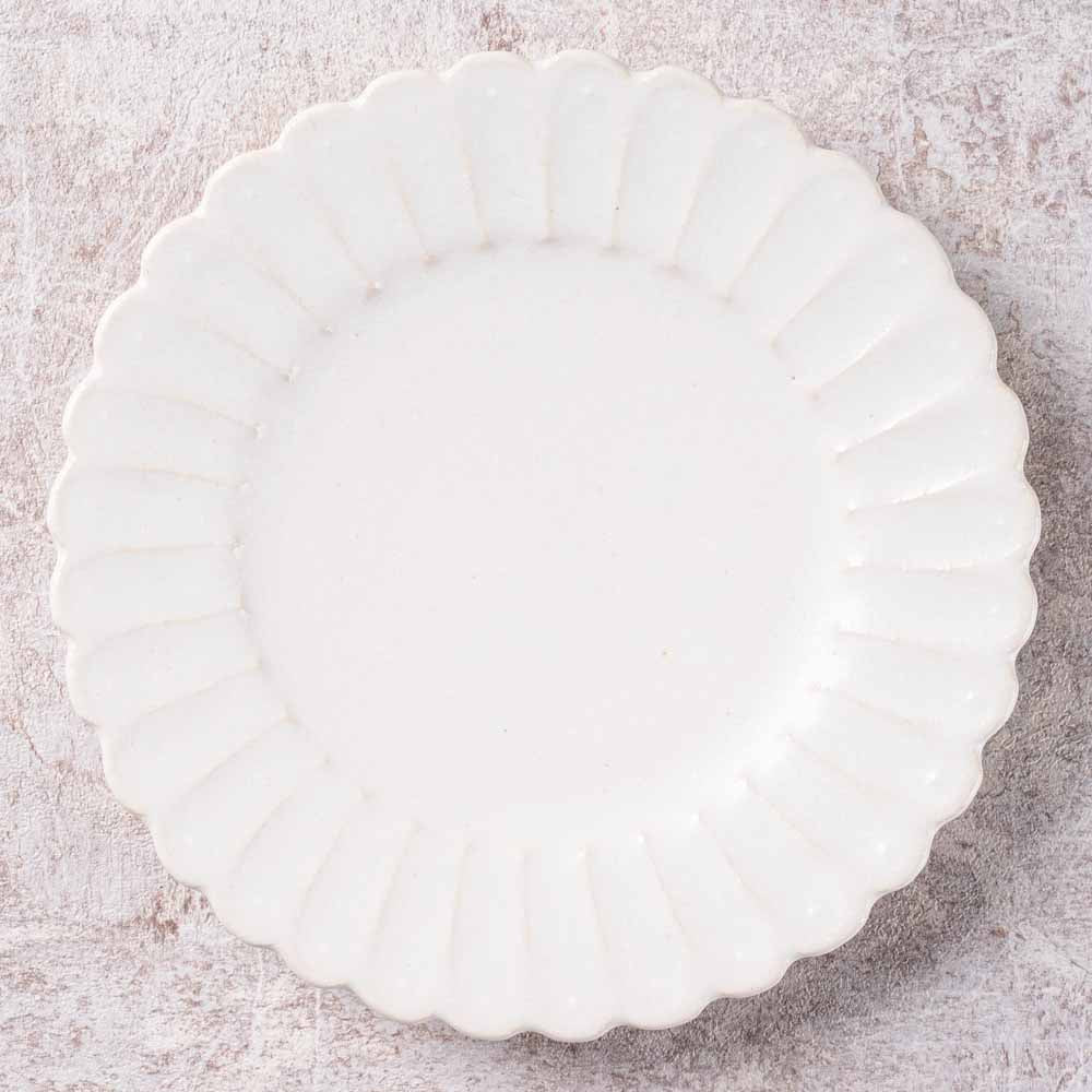 アトリエ野恵 しのぎ中皿(ホワイト) アトリエ野恵 陶磁器作家もの