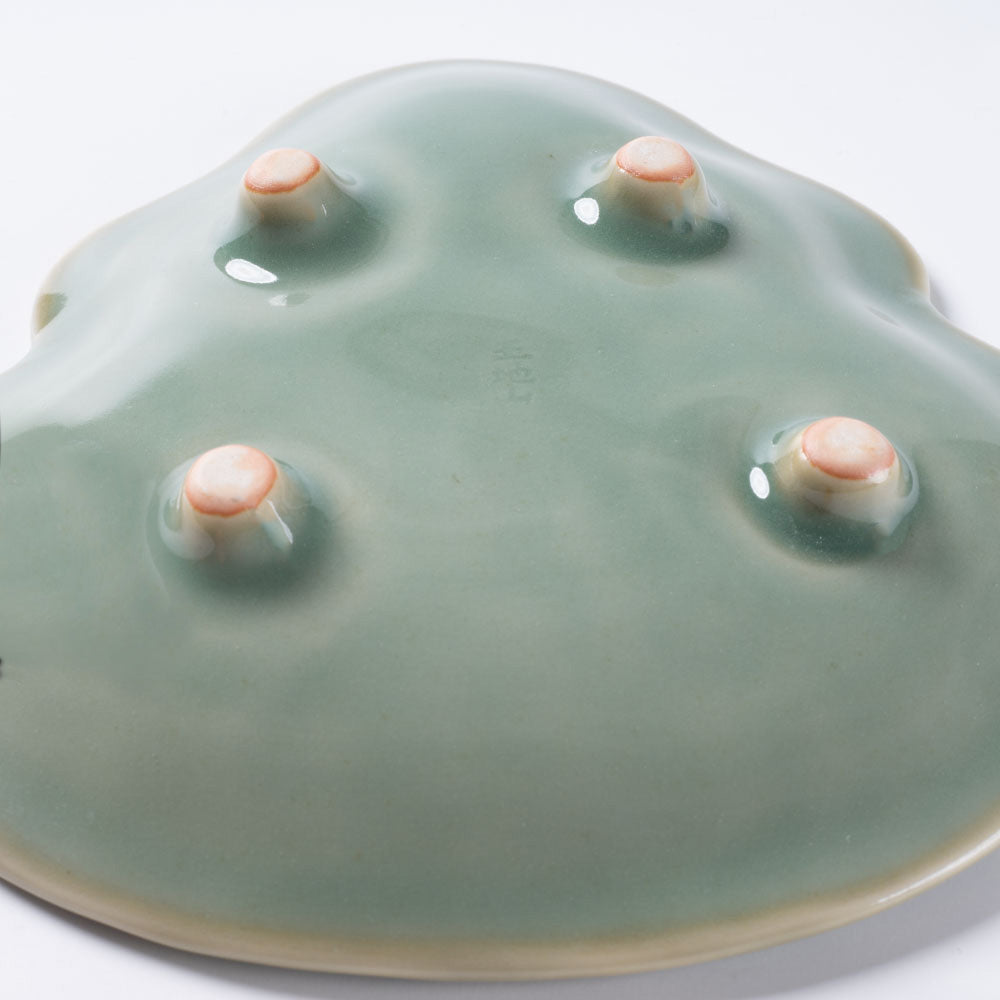 篠山藩窯 王地山陶器所 青磁巾着形小皿 篠山藩窯 王地山陶器所 王地山焼