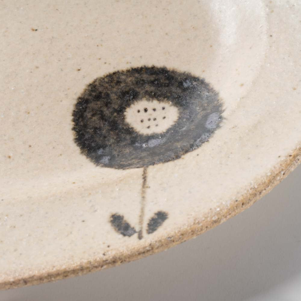 作家 岡村朝子 オーバル皿 小 flower B 作家 岡村朝子 陶磁器作家もの