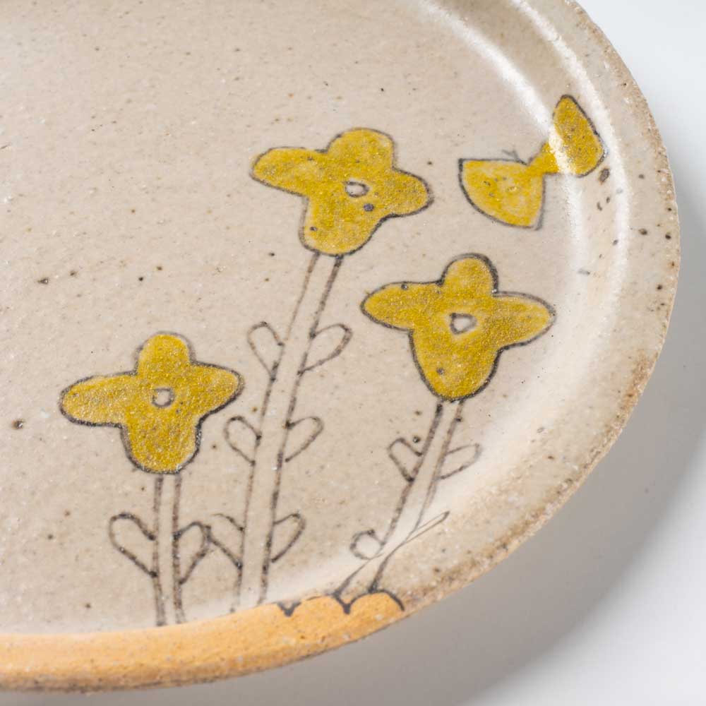 作家 岡村朝子 丸皿 小 黄花 作家 岡村朝子 陶磁器作家もの