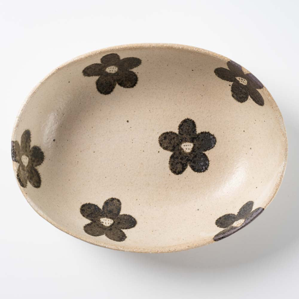 作家 岡村朝子 楕円鉢 flower A ¥4,620 大人の焼き物