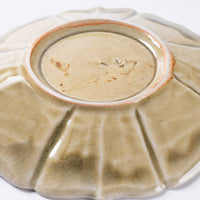 作家 宮田竜司 灰釉稜花皿(小) 作家 宮田竜司 陶磁器作家もの