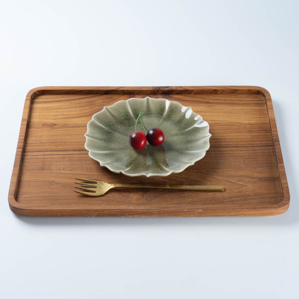 作家 宮田竜司 灰釉稜花皿(中) 作家 宮田竜司 陶磁器作家もの