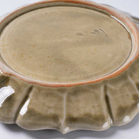 作家 宮田竜司 灰釉稜花皿(中) 作家 宮田竜司 陶磁器作家もの