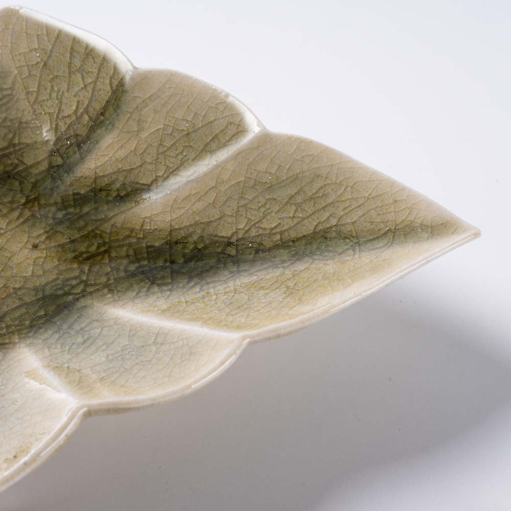 作家 宮田竜司 灰釉菱形皿(小) 作家 宮田竜司 陶磁器作家もの