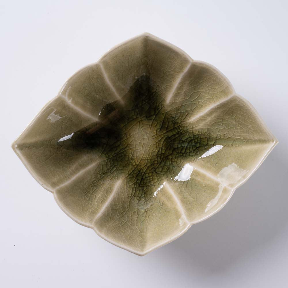 作家 宮田竜司 灰釉菱形鉢(小) 作家 宮田竜司 陶磁器作家もの