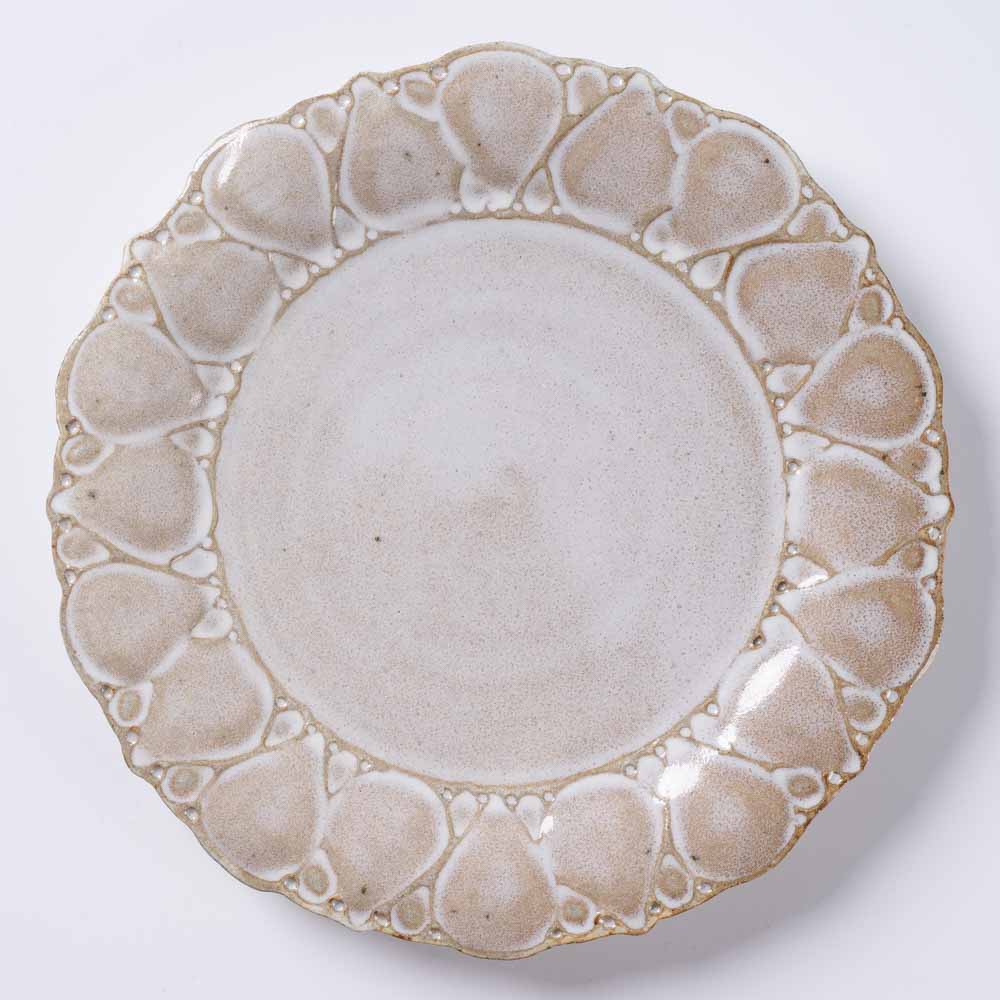 ルリアメ工房 レースカッティングリム ケーキ皿(うのふ白) ルリアメ工房 陶磁器作家もの