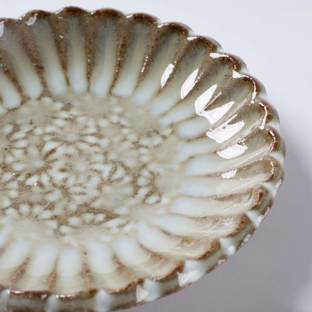 小代焼 小代本谷ちひろ窯 輪花皿 SS 白 小代焼 小代本谷ちひろ窯 小代焼