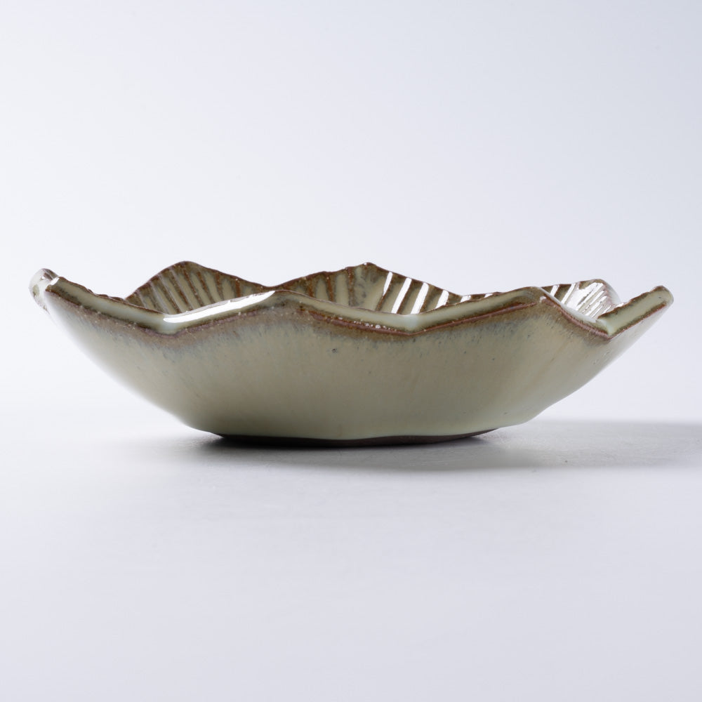 小代焼 小代本谷ちひろ窯 しのぎ八角鉢 白 小代焼 小代本谷ちひろ窯 小代焼