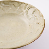 作家 笠原良子 地釉花文リム鉢 6寸 作家 笠原良子 陶磁器作家もの