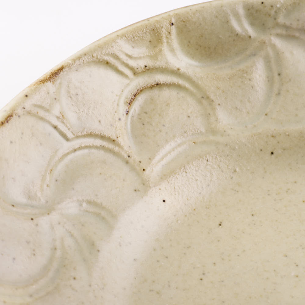 作家 笠原良子 地釉花文リム鉢 6寸 作家 笠原良子 陶磁器作家もの