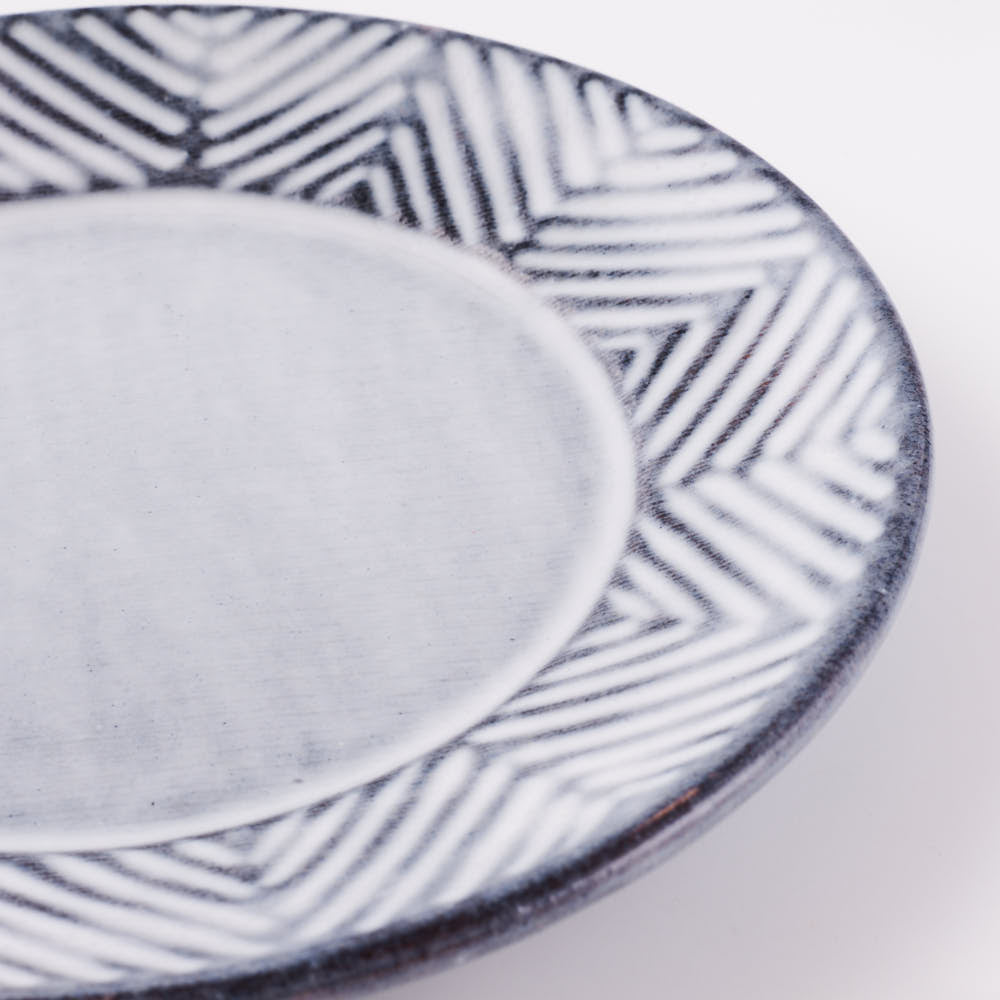 萩焼 松光山 矢羽根5寸皿 グレー 萩焼 松光山 萩焼