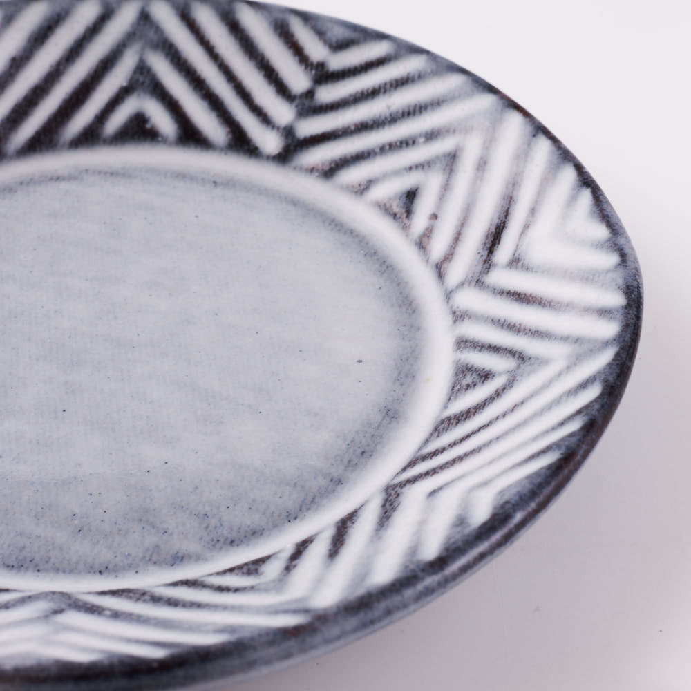 萩焼 松光山 矢羽根小皿 グレー 萩焼 松光山 萩焼
