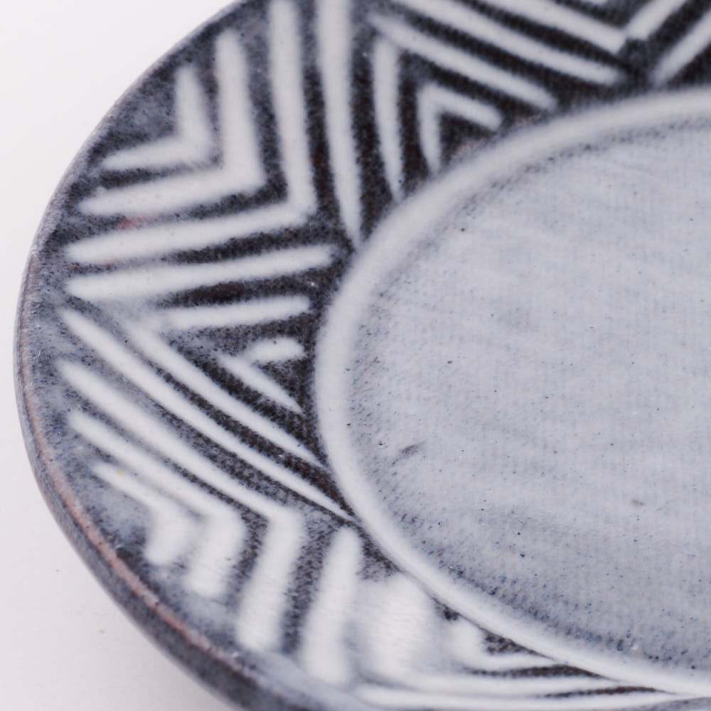 萩焼 松光山 矢羽根小皿 グレー 萩焼 松光山 萩焼