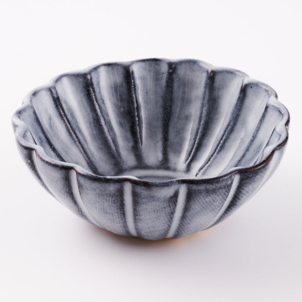 萩焼 松光山 菊花豆鉢 グレー 萩焼 松光山 萩焼