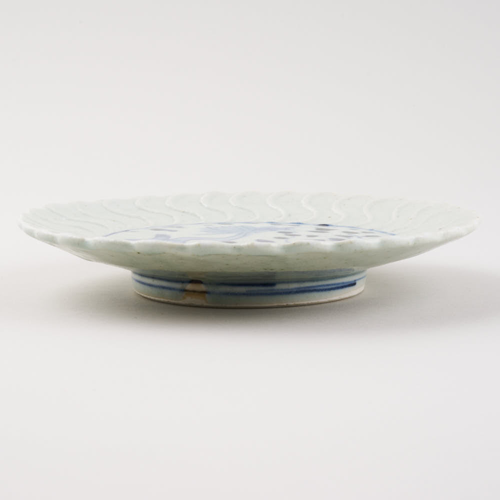 作家 吉田崇昭 染付鉤陽刻皿 作家 吉田崇昭 陶磁器作家もの