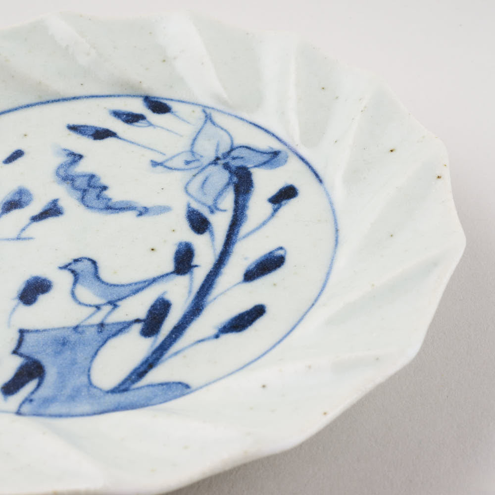 作家 吉田崇昭 染付捻形皿 ¥5,280 大人の焼き物