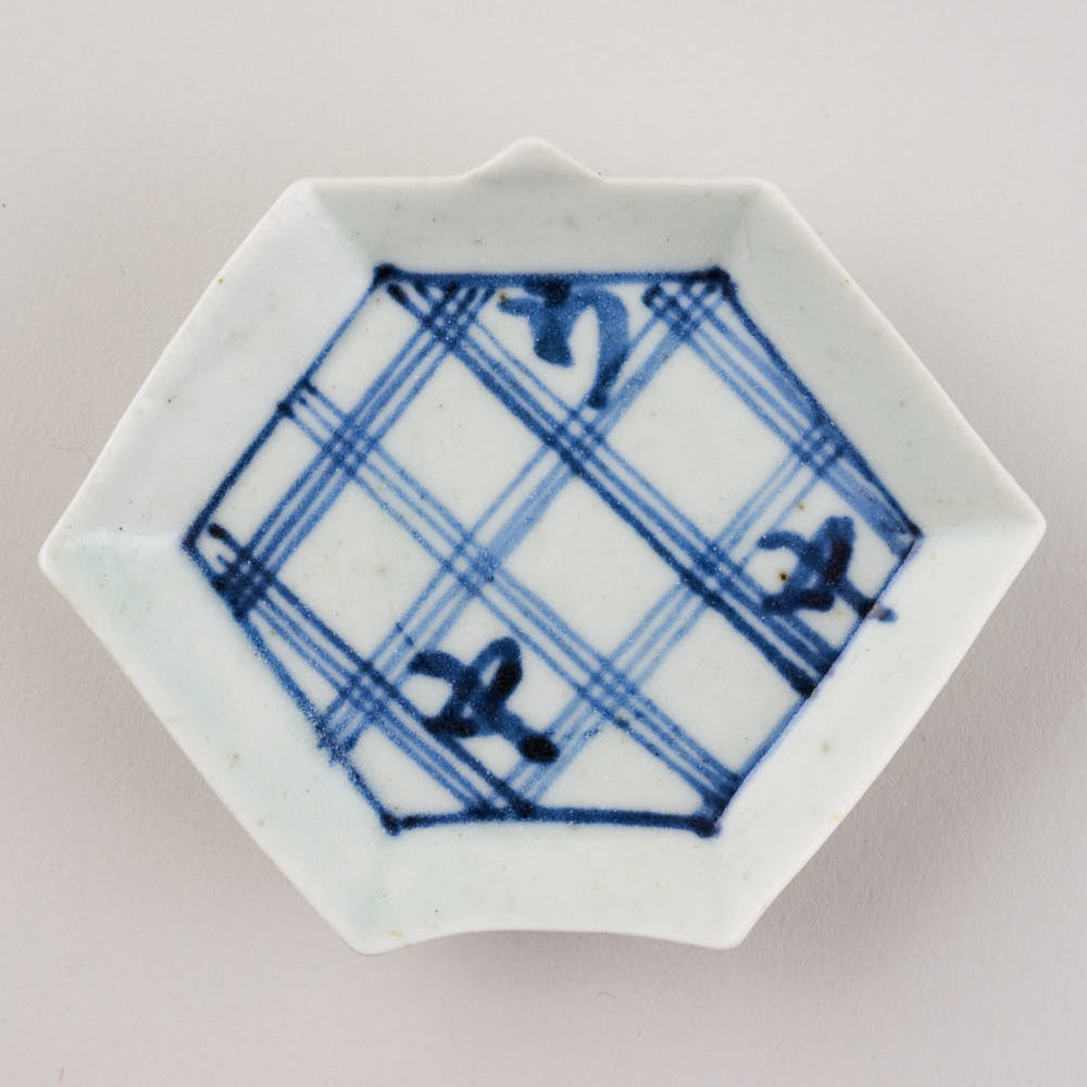 作家 吉田崇昭 染付折紙形小皿 作家 吉田崇昭 陶磁器作家もの