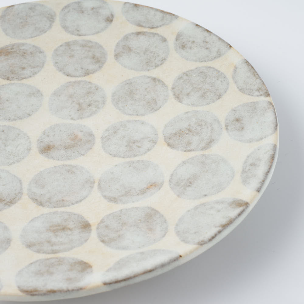 作家 くまがいのぞみ 15cm皿 水玉グレー 作家 くまがいのぞみ 陶磁器作家もの
