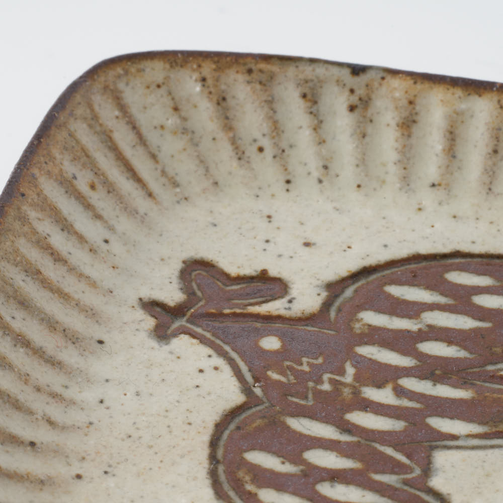 作家 マノメタカヒロ 鳥文象嵌小皿(角)  白 作家 マノメタカヒロ 陶磁器作家もの