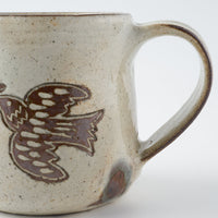 作家 マノメタカヒロ 鳥文象嵌マグカップ 白 作家 マノメタカヒロ 陶磁器作家もの