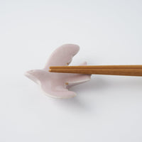 作家 マノメタカヒロ 鳥箸置き ピンク 作家 マノメタカヒロ 陶磁器作家もの