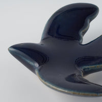 作家 マノメタカヒロ 鳥箸置き 紺 作家 マノメタカヒロ 陶磁器作家もの