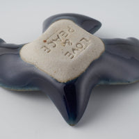 作家 マノメタカヒロ 鳥箸置き 紺 作家 マノメタカヒロ 陶磁器作家もの