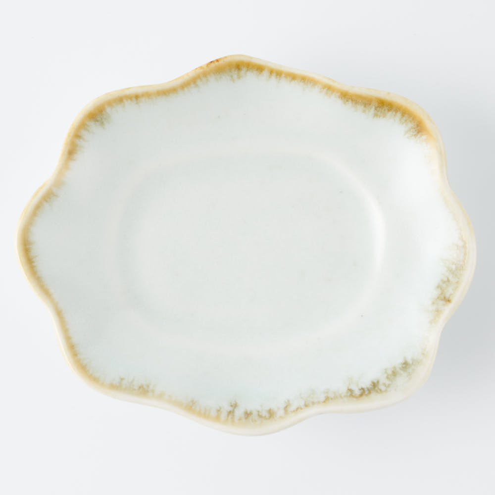 作家 水谷和音 変形小皿(灰釉) 作家 水谷和音 陶磁器作家もの