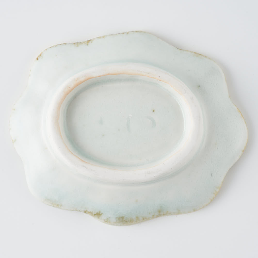 作家 水谷和音 変形小皿(灰釉) 作家 水谷和音 陶磁器作家もの