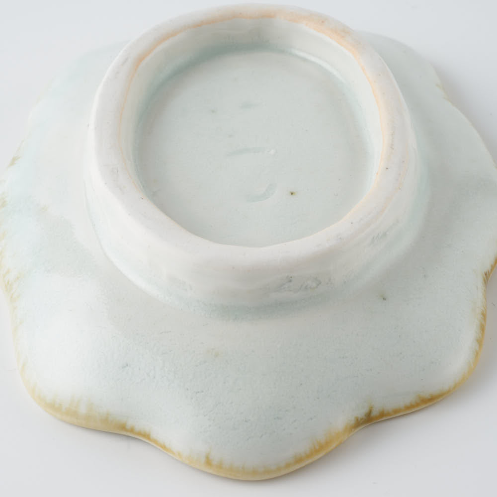 作家 水谷和音 変形小皿(灰釉) 作家 水谷和音 陶磁器作家もの