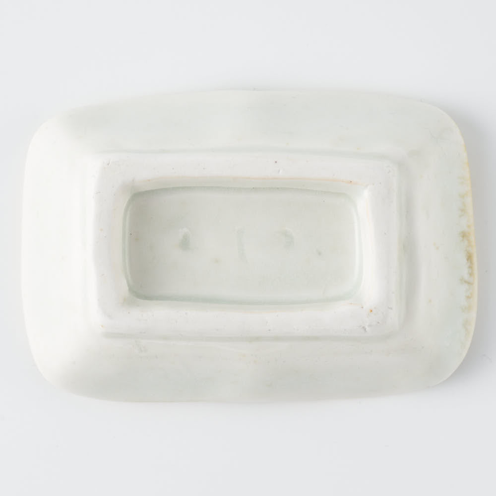 作家 水谷和音 はなびら豆皿(灰釉) 作家 水谷和音 陶磁器作家もの