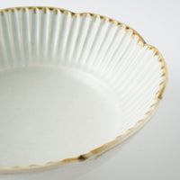 作家 水谷和音 しのぎ輪花 6寸鉢(灰釉) 作家 水谷和音 陶磁器作家もの