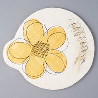 hapun pottery フラットプレート フラワー 大 黄 hapun pottery 陶磁器作家もの