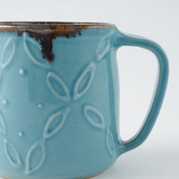 作家 久保雅裕 イッチン レトロマグカップ ライトブルー 作家 久保雅裕 陶磁器作家もの